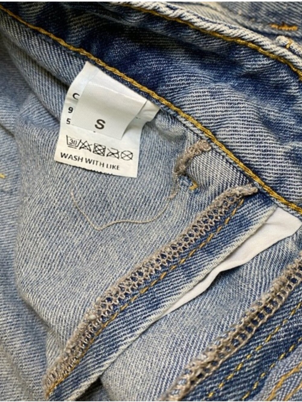 Stylish Distressed 2 in 1 Blue Jeans NWOT - Picture 10 of 10